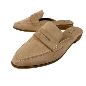 VICI Slip On Loafers Size 10 Tan Neutral Minimalist Classic Preppy Vegan Suede